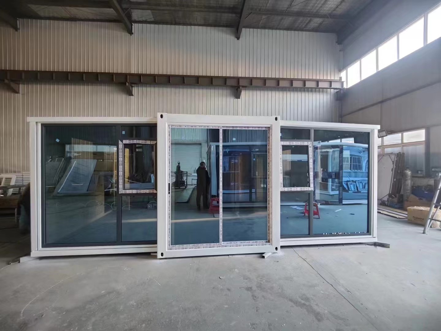 幕墻拓展箱